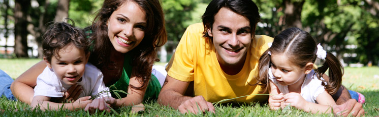 Family in grass - R1